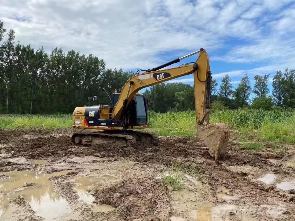 CAT 312D Midi rýpadla 7t - 12t