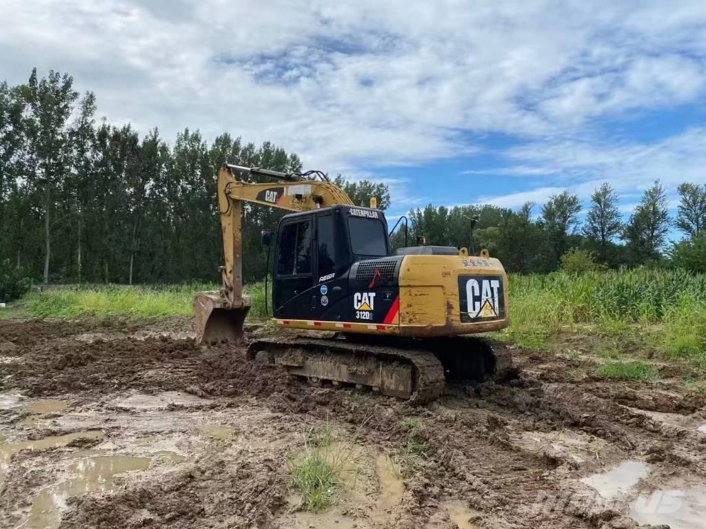 CAT 312D Midi rýpadla 7t - 12t