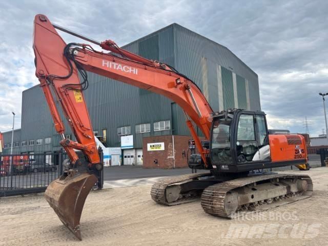 Hitachi ZX 250 LC-5 Pásová rýpadla