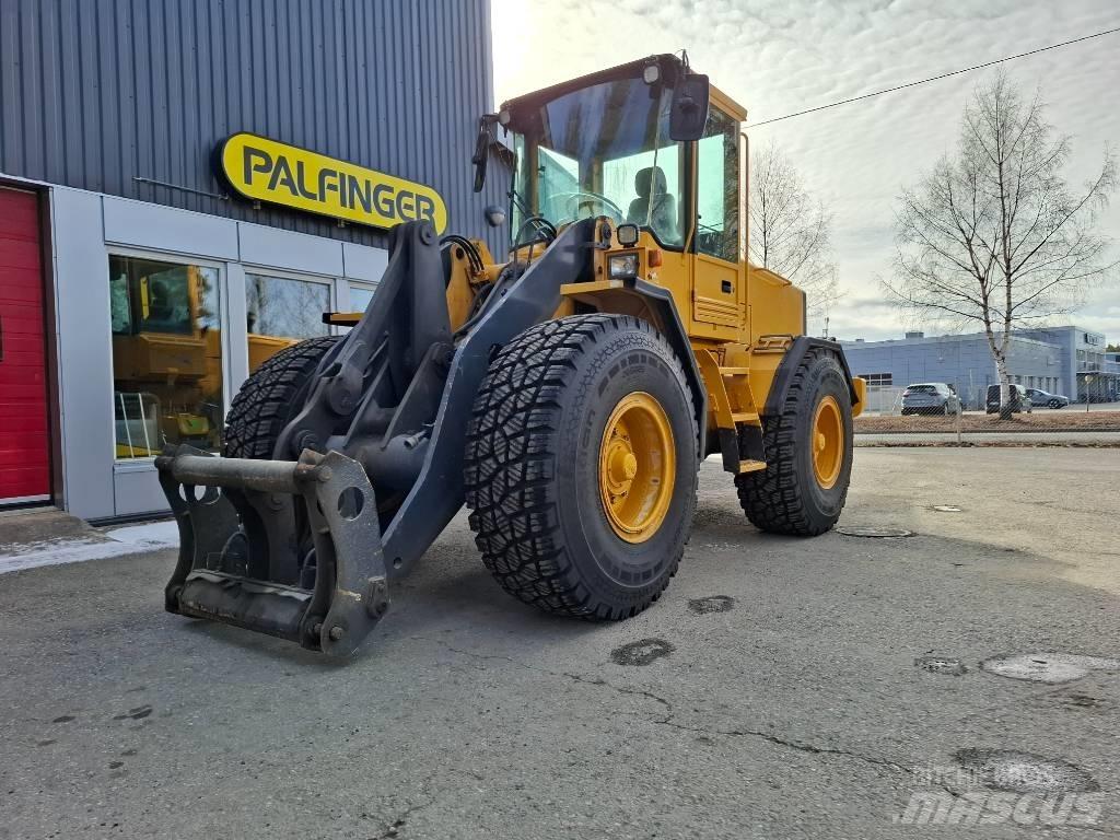 Volvo L70B Kolové nakladače
