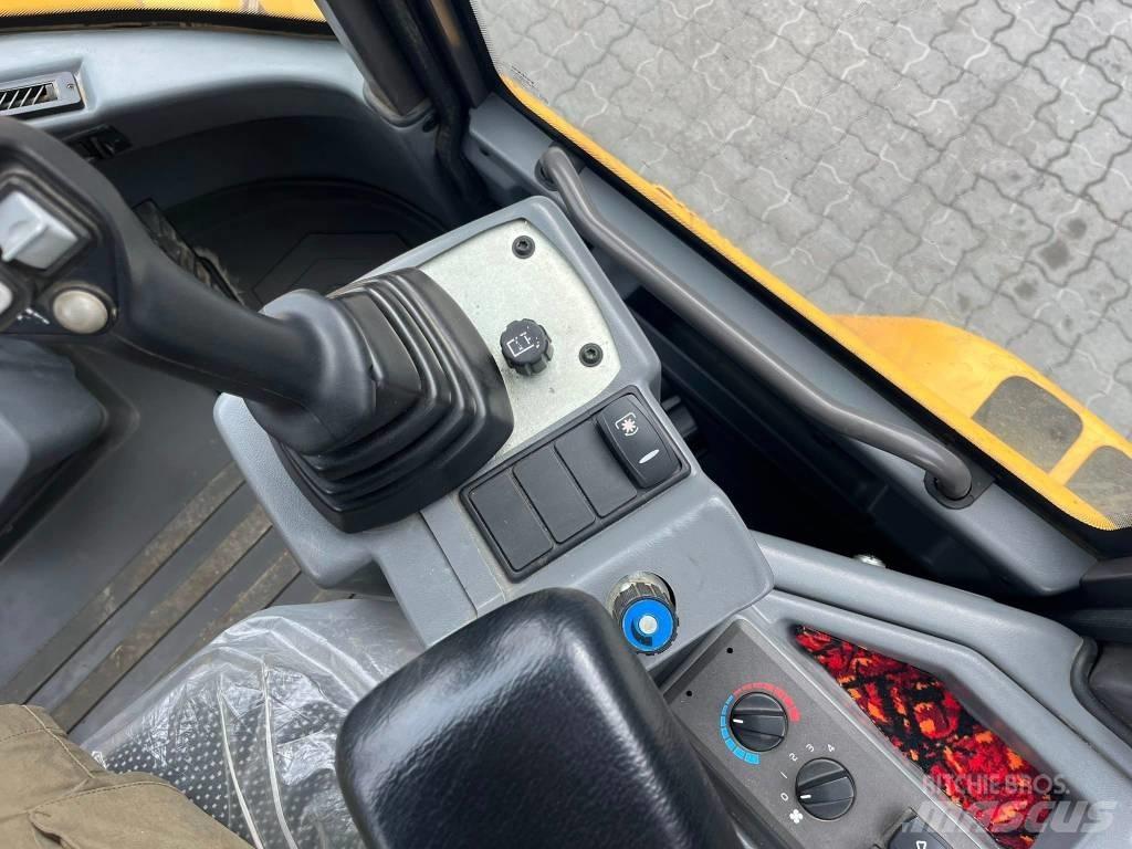 Volvo L 30 G Kolové nakladače