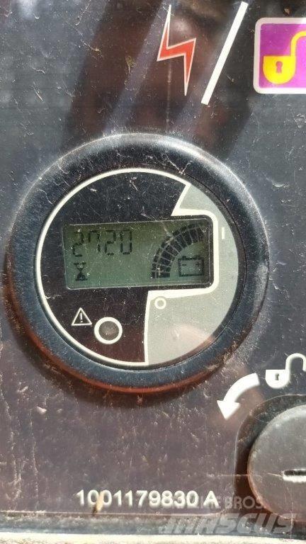 JLG 1500 SJ Teleskopické plošiny