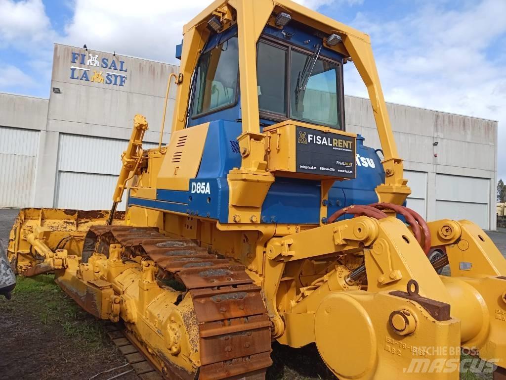 Komatsu D 85 A-21 Pásové dozery