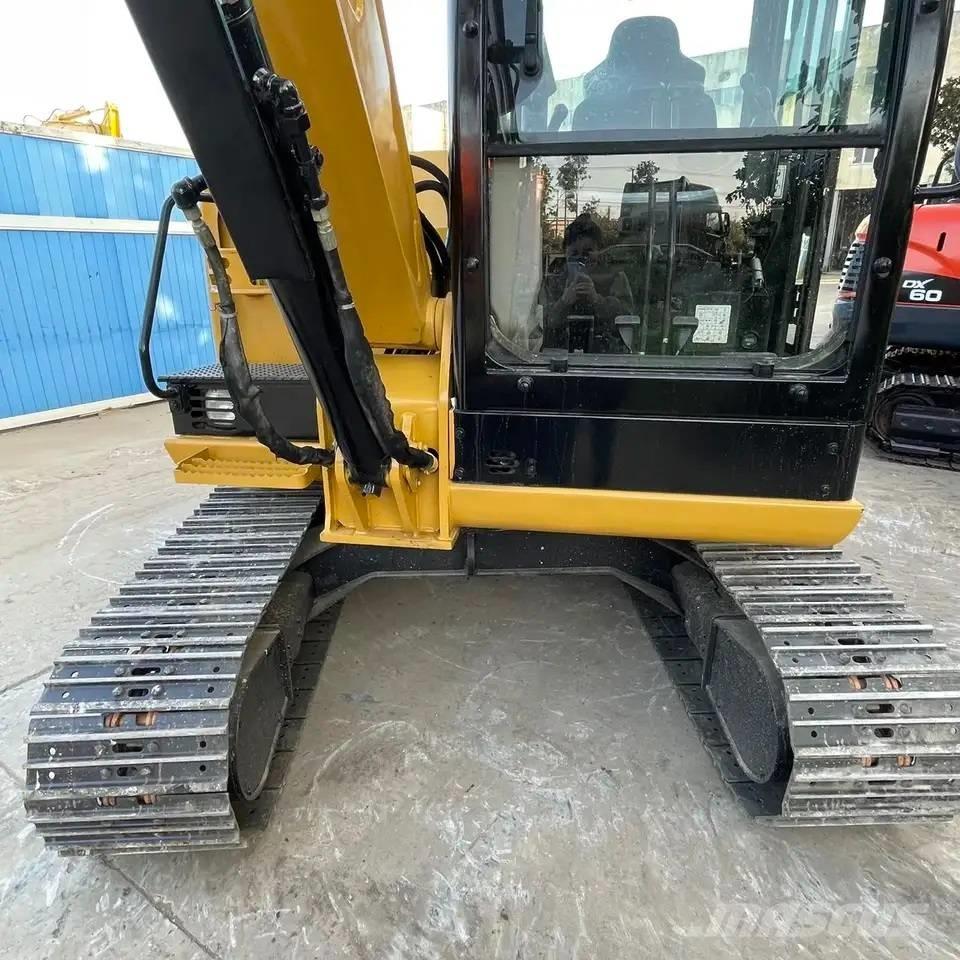 CAT 306E2 Mini rýpadla < 7t