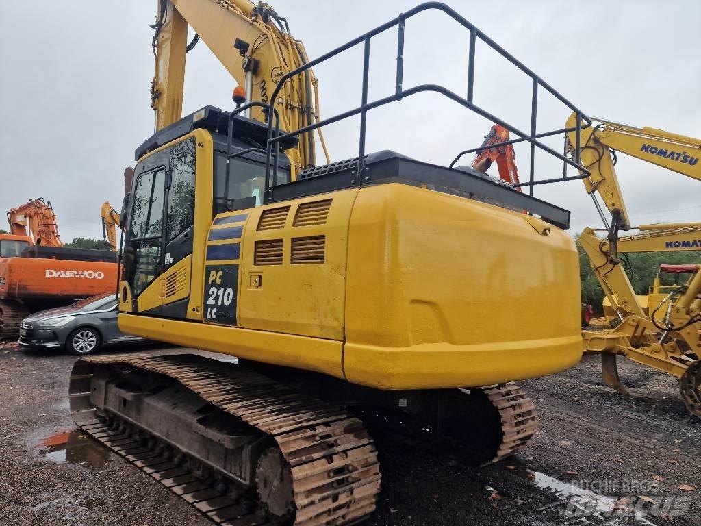 Komatsu PC210LC-11 Pásová rýpadla