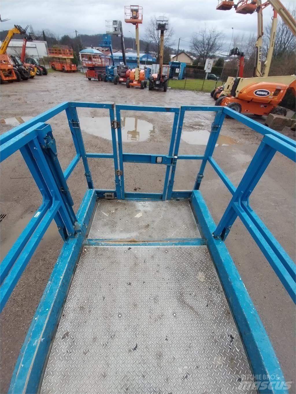 Genie GS3268RT Nůžková zvedací plošina
