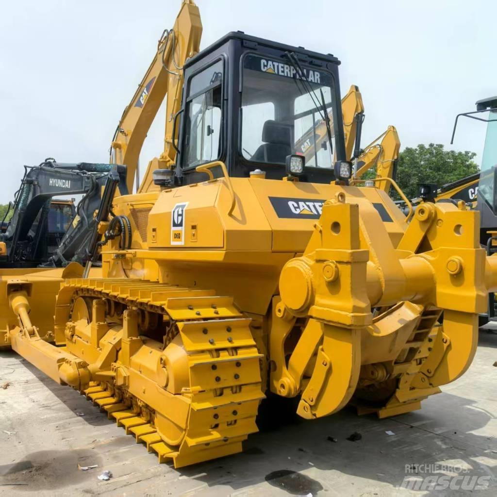 CAT D 6 D Pásové dozery