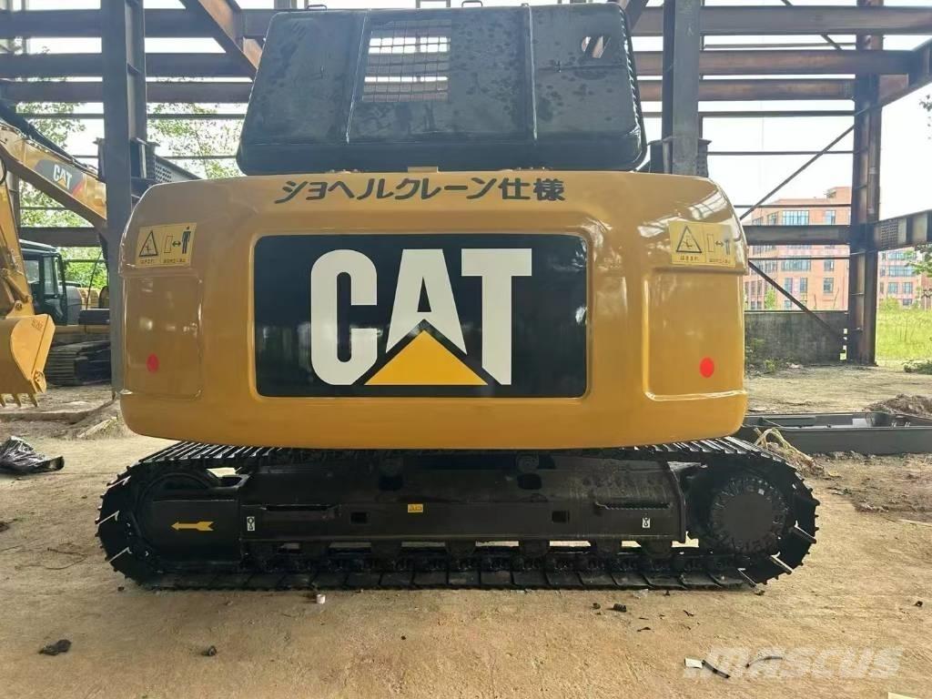 CAT 320 D2 Pásová rýpadla