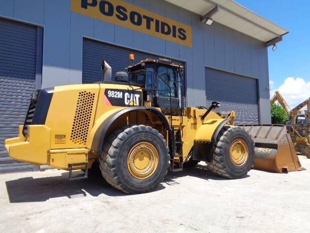CAT 982 M Kolové nakladače
