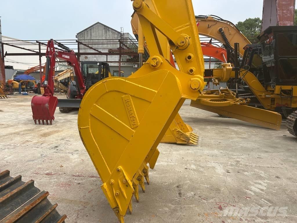 Komatsu PC 240 Pásová rýpadla