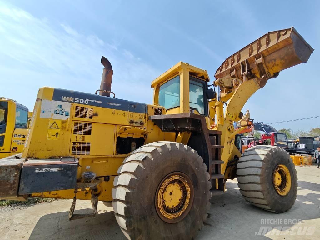 Komatsu WA 500-3 Kolové nakladače