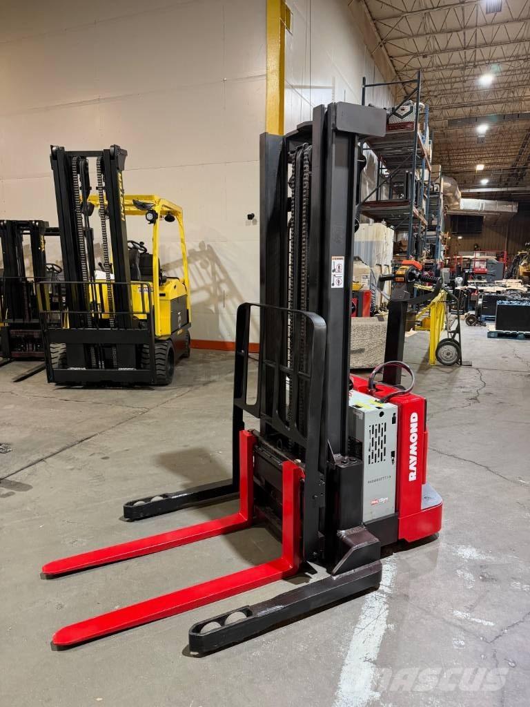 Raymond RSS40 Samohybné vozíky