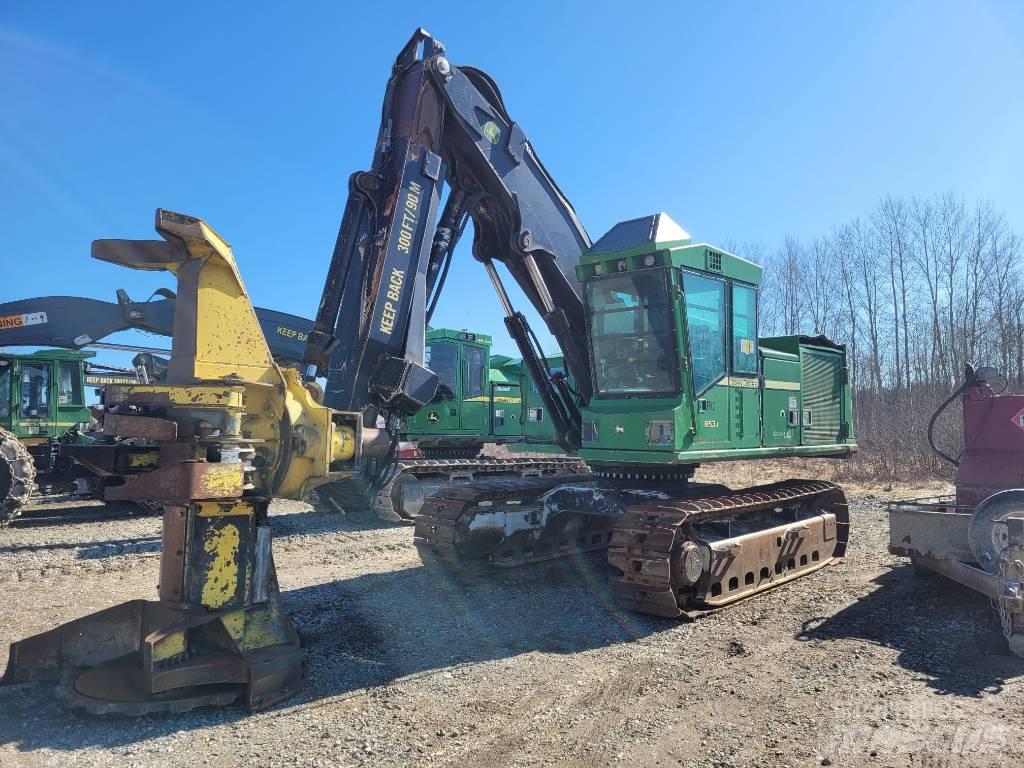 John Deere 853 Kácecí harvestory