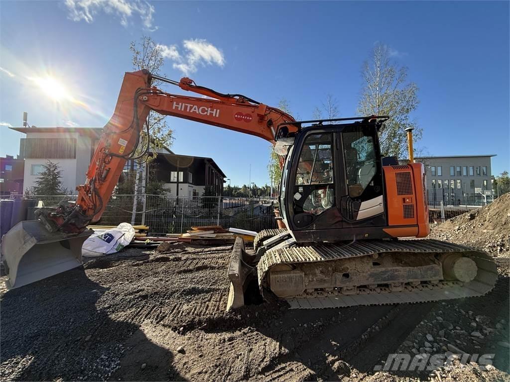 Hitachi ZX135 US-6 Pásová rýpadla
