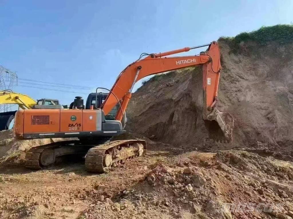 Hitachi ZX240 Pásová rýpadla