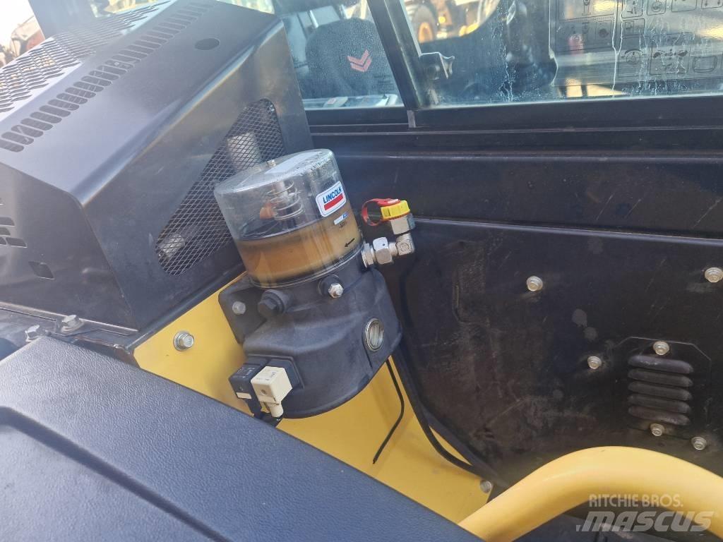 Yanmar VIO80 Pásová rýpadla