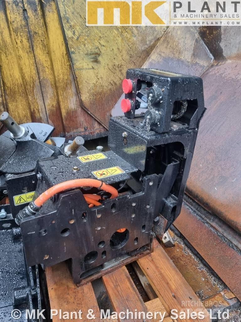 CAT AP 500 F Finišery
