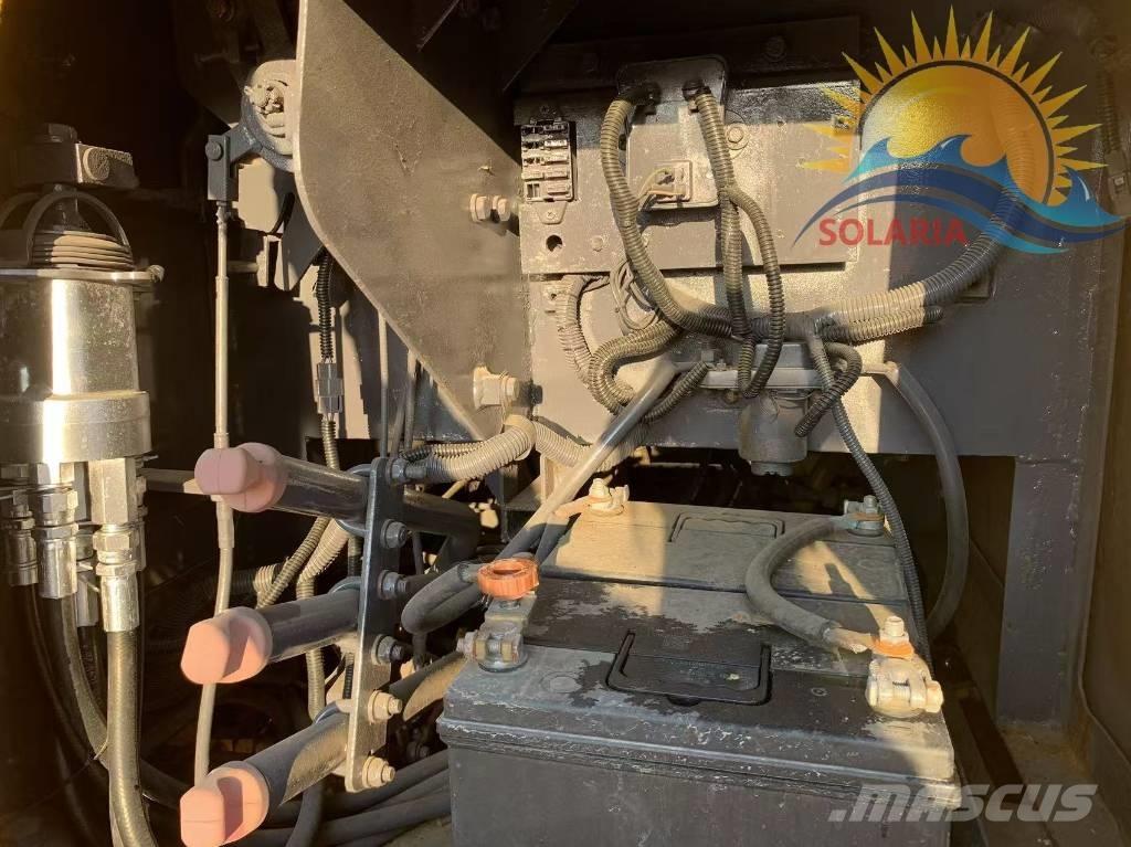 CAT D 5 K Pásové dozery