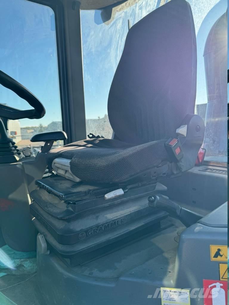 Volvo L 35 G Kolové nakladače
