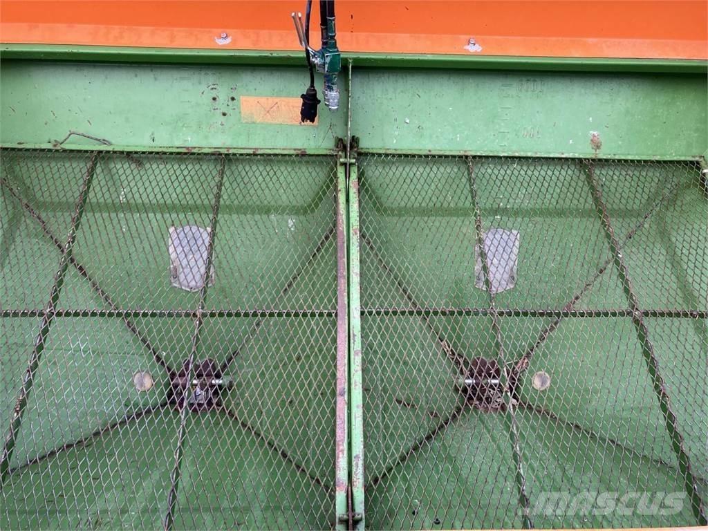 Amazone ZA-U 1001 Rozmetadlo minerálních hnojiv