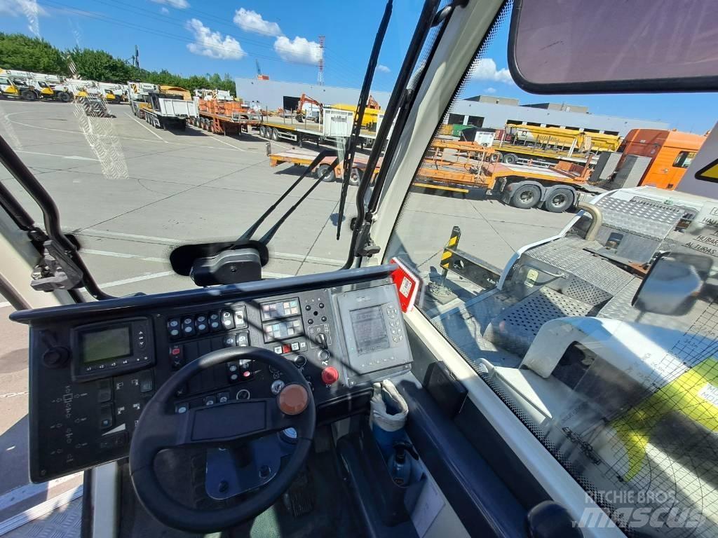 Terex Demag AC40/2L Univerzální terénní jeřáby