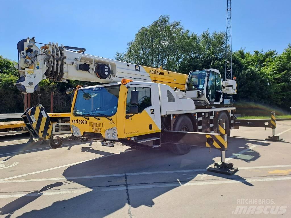 Terex Demag AC40/2L Univerzální terénní jeřáby