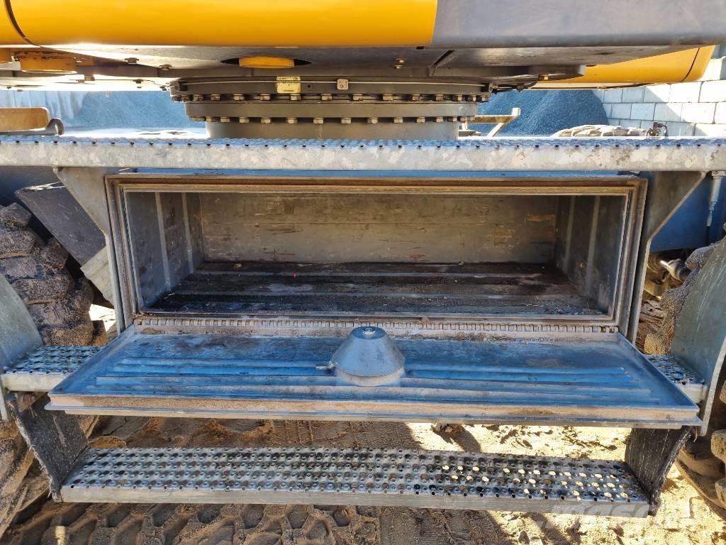 Liebherr A 918 Kolová rýpadla