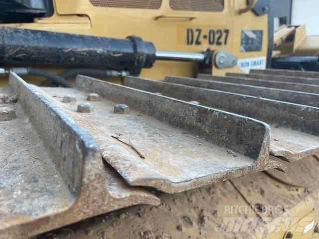 CAT D 5 K 2 LGP Pásové dozery