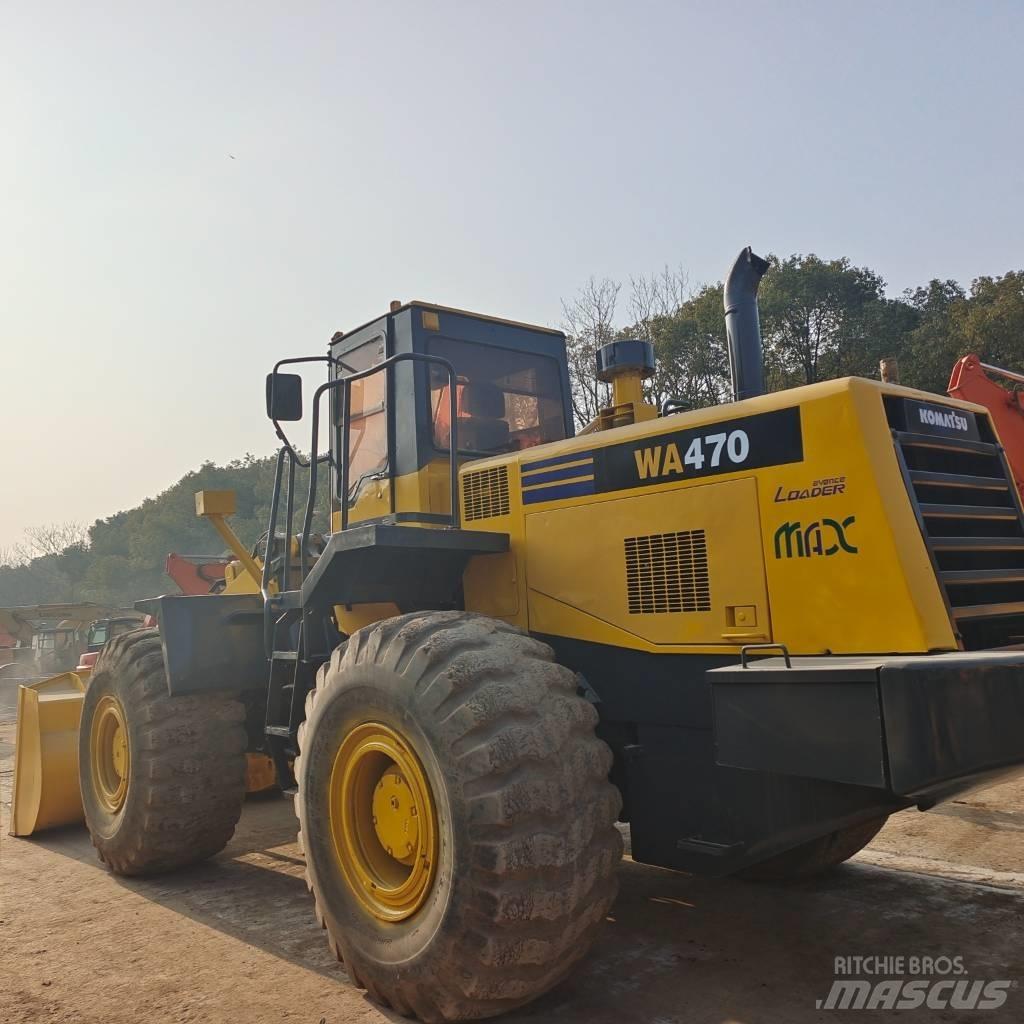 Komatsu WA 470-3 Kolové nakladače