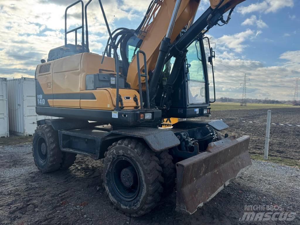 Hyundai HW140 Kolová rýpadla