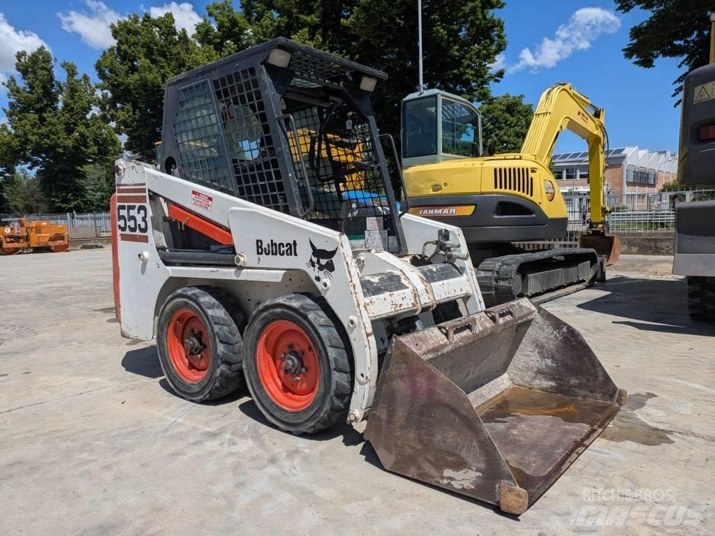 Bobcat 553 Smykem řízené nakladače
