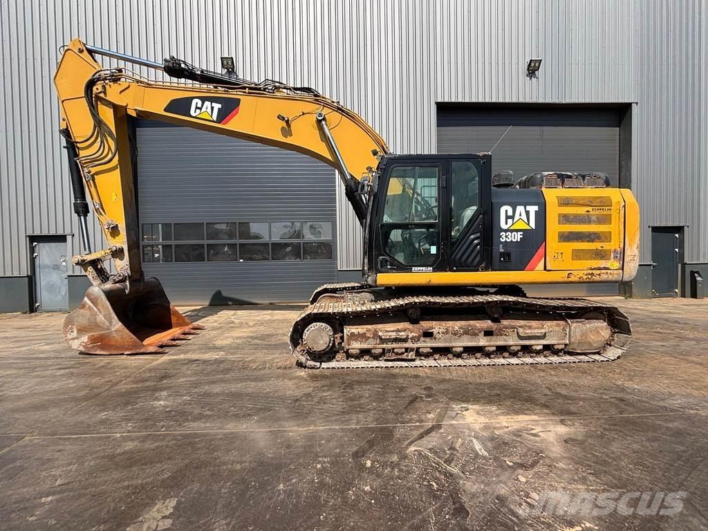 CAT 330FL Speciální bagry