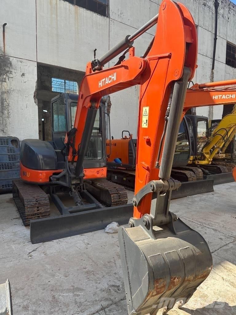Hitachi ZX 50 U Pásová rýpadla