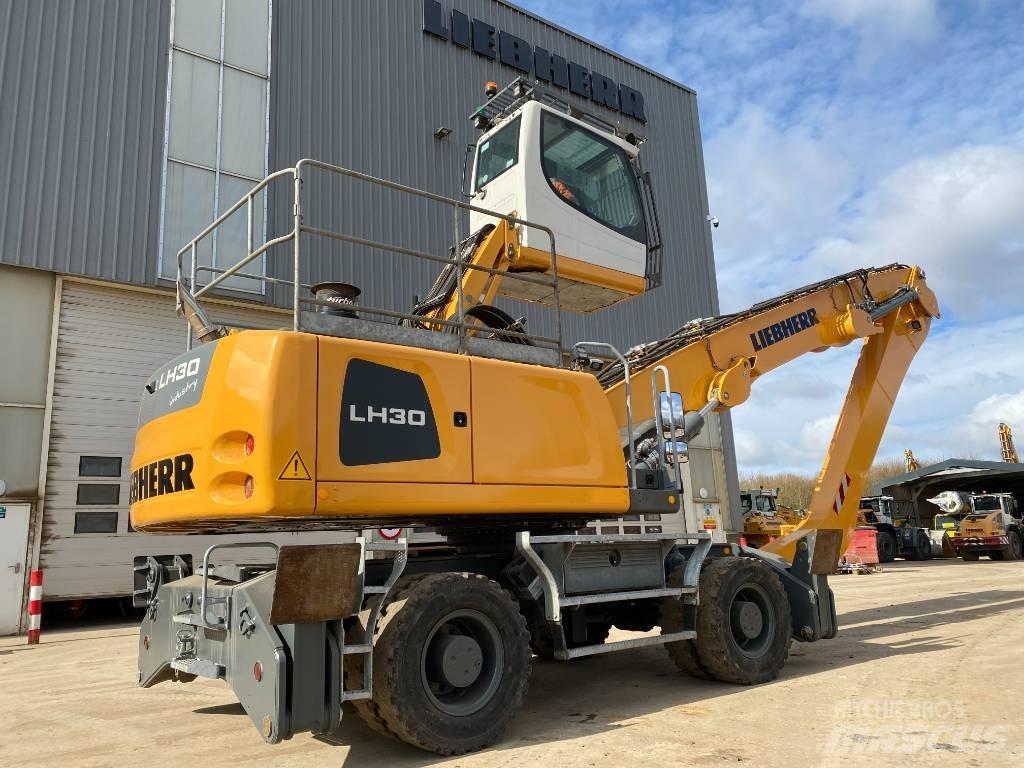 Liebherr LH 30 M Stroje pro manipulaci s odpadem
