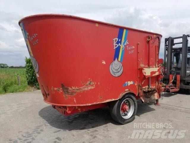 Peecon 17M³ Míchačky krmiva