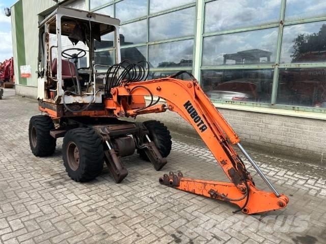 Kubota KH 16- W Kolová rýpadla