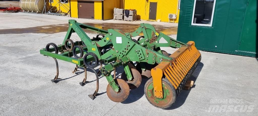 Amazone Cenius 3001 Kultivátory