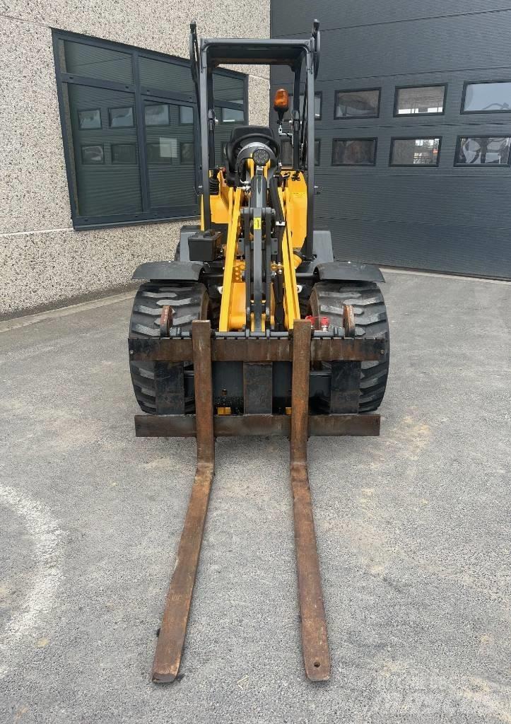Schäffer 2445S Mininakladače