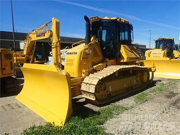 Komatsu D61EXi-24 Pásové dozery