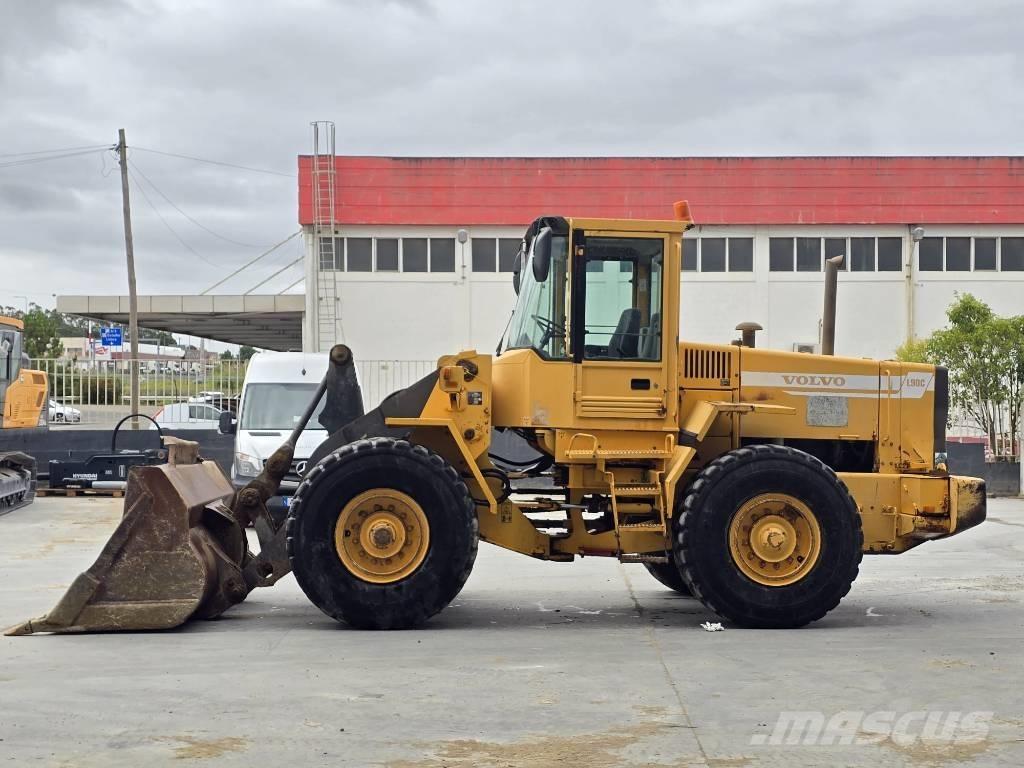 Volvo L 90 C Kolové nakladače