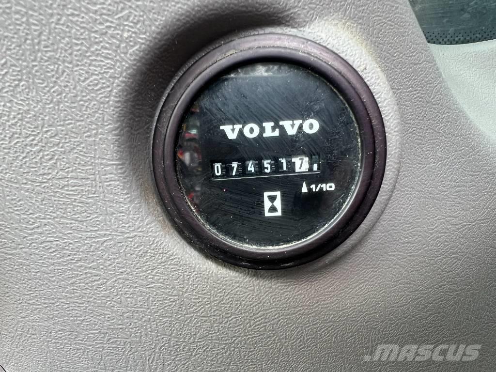 Volvo EC 200 E Pásová rýpadla
