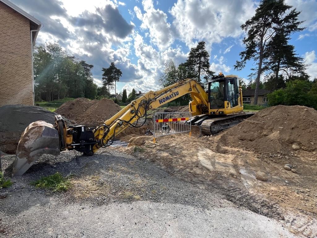 Komatsu PC138US-11 Pásová rýpadla