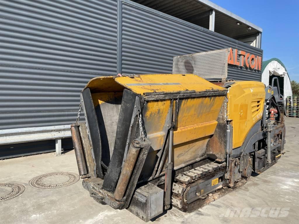 Vögele SUPER 800-3I Finišery