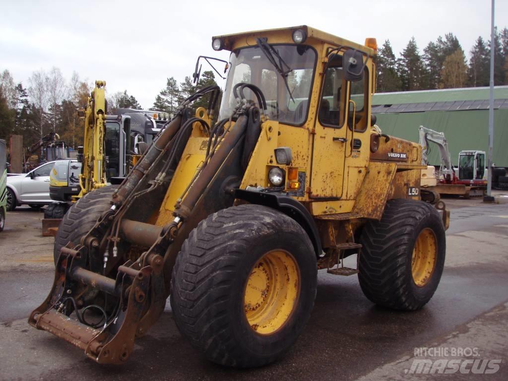 Volvo BM L 50 Kolové nakladače