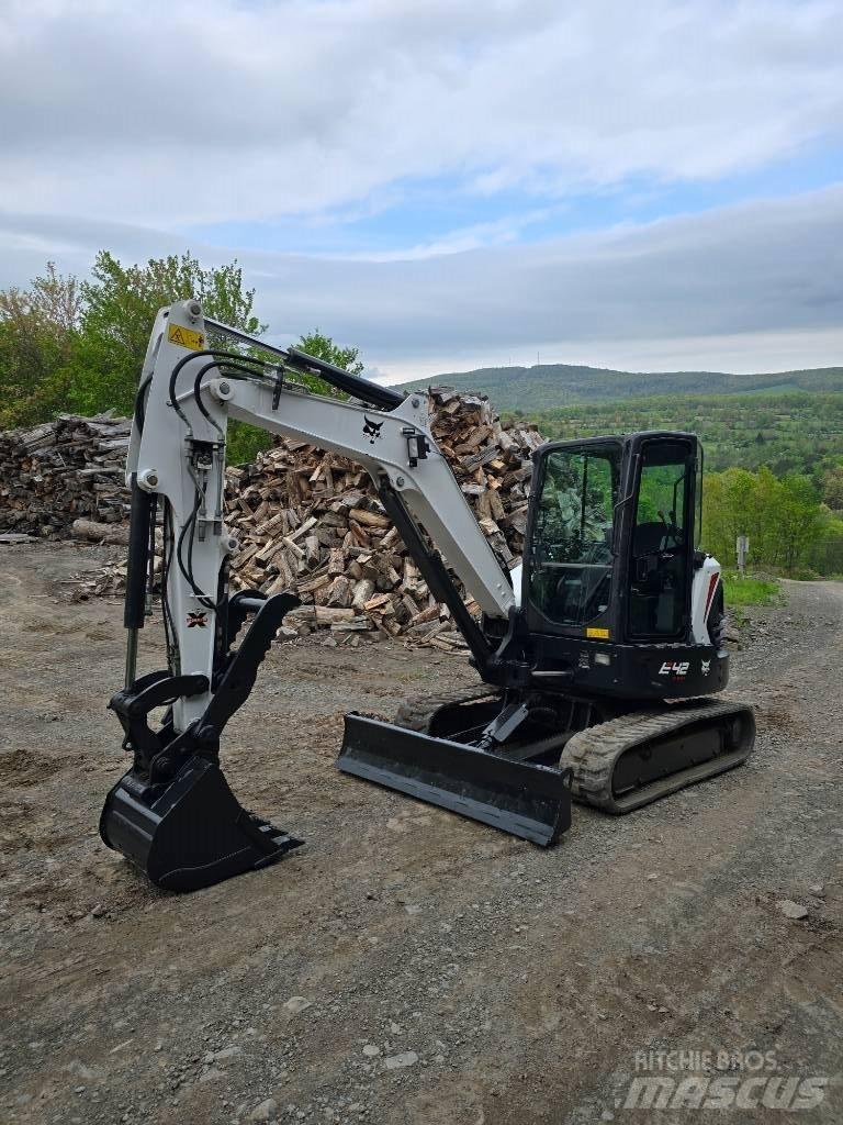 Bobcat E 42 Mini rýpadla < 7t