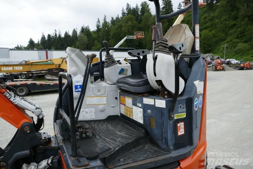 Hitachi ZX 30 U-5 A Mini rýpadla < 7t
