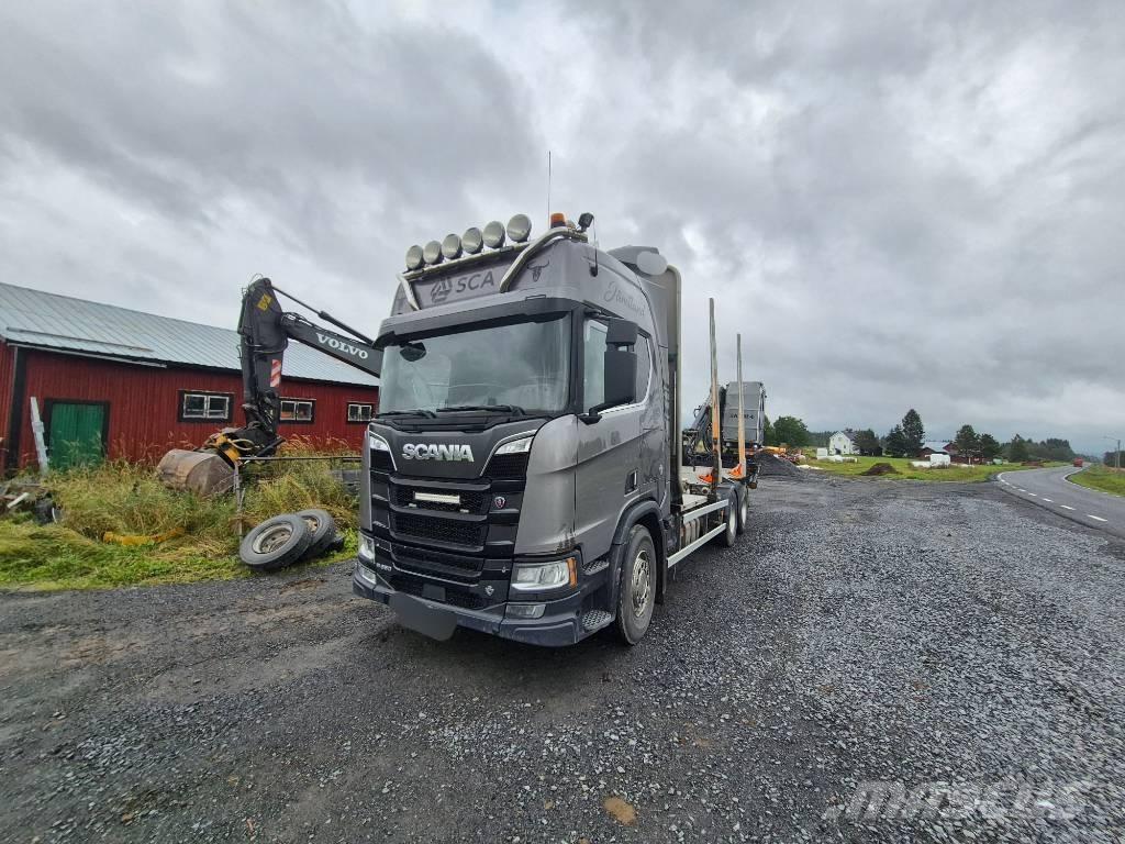 Scania R 650 Vozy na přepravu kmenů
