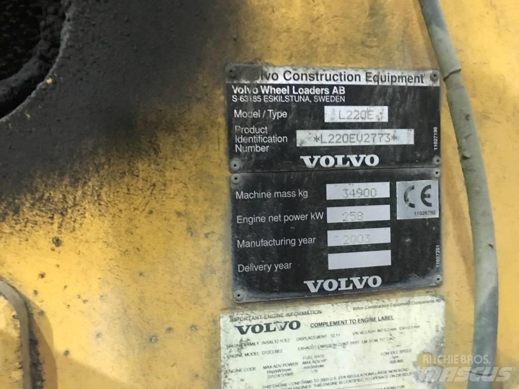 Volvo L 220 E Kolové nakladače