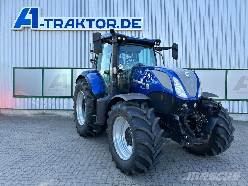 New Holland T7.225 Traktory