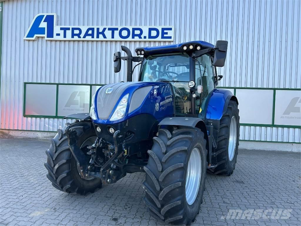 New Holland T7.225 Traktory